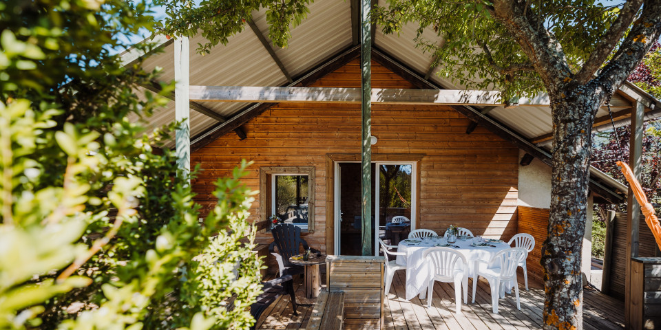 Camping La Presqu'ile - hebergement1.jpg