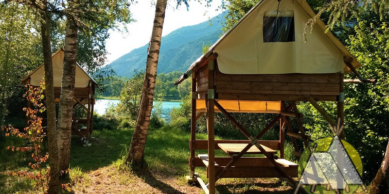 Camping-Valbonnais-2.jpg
