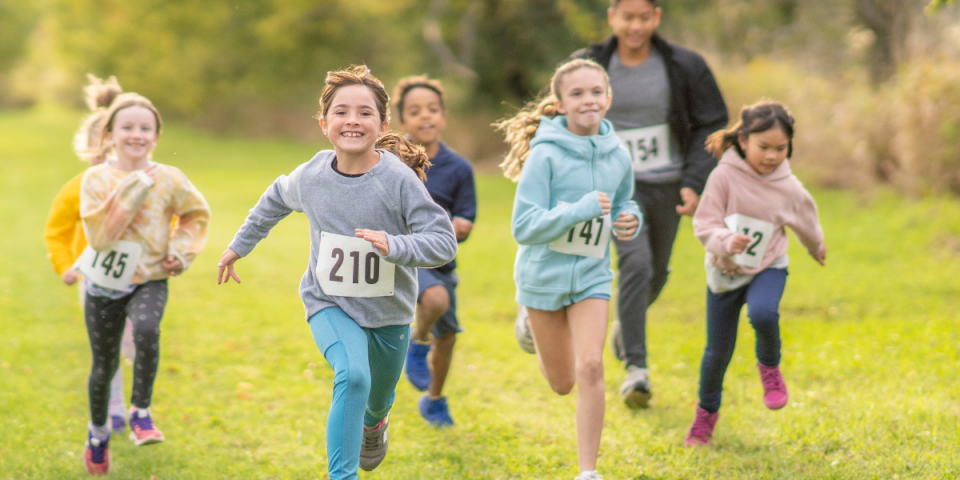Course de trail pour enfants autour du lac de Serre-Ponçon Sunêlia
