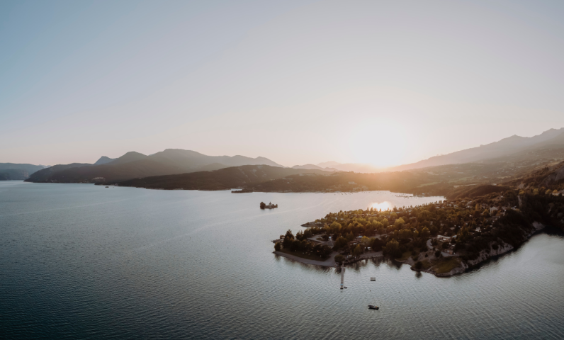 Spot idéal pour observer le Tour de France dans les Hautes-Alpes Sunêlia